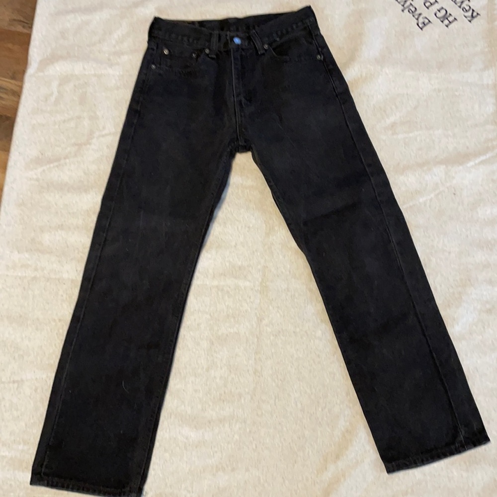 Vintage Levi’s black jeans. L 30 W 30. Lightly used, no flaws.